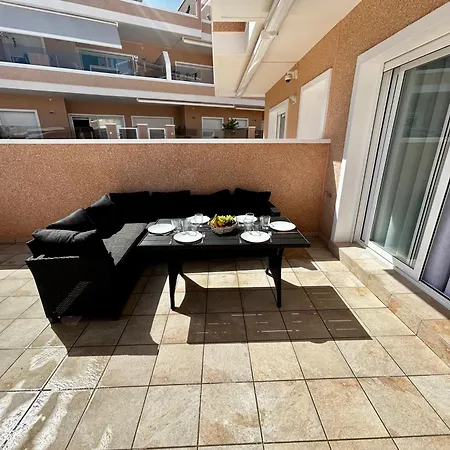 Apartment Sunny In *